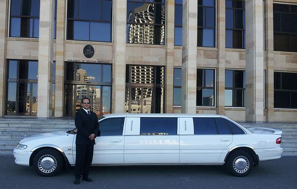 limousine-601462__480